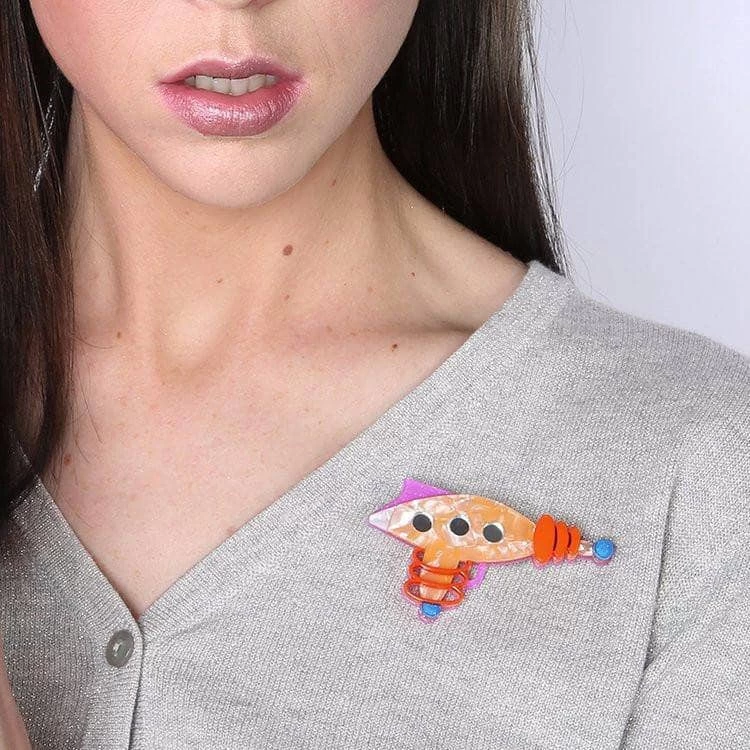 Roxy's Ray Gun Brooch 4 Roxy's Ray Gun Brooch - Image 2