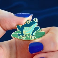 Pod Dweller Enamel Pin
