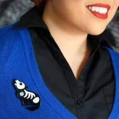 Hell Bound Howler Brooch -Erstwilder erstwilder hell bound howler wolf brooch front black