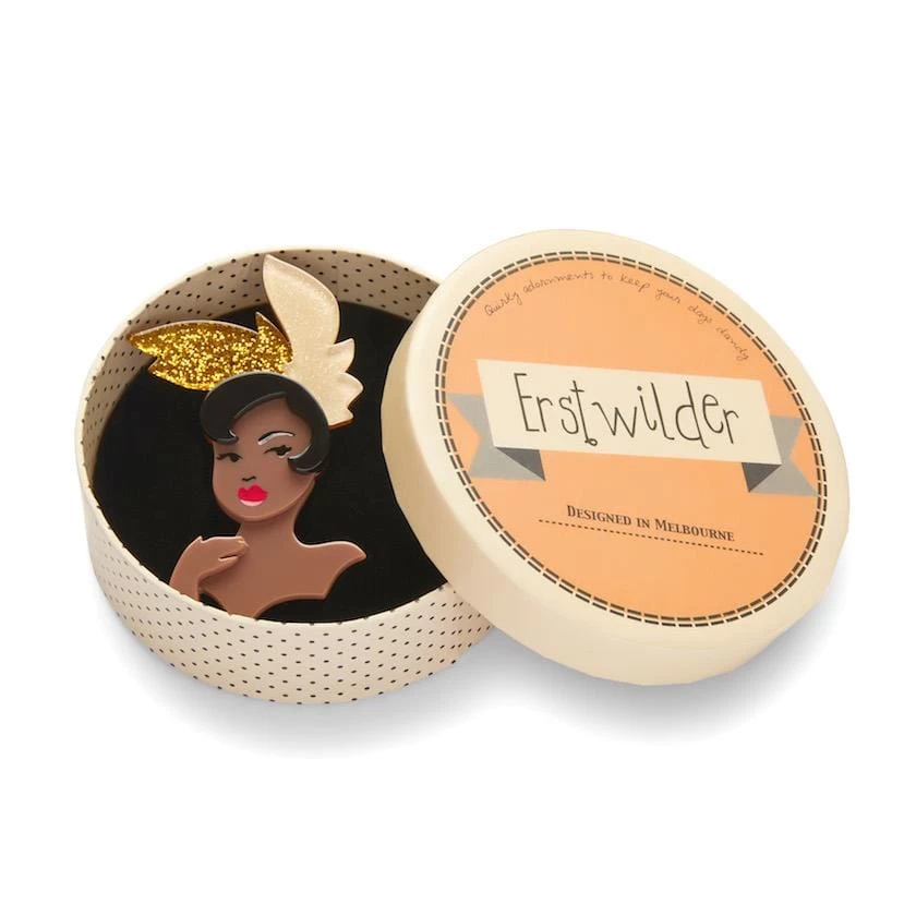 Bronze Venus Brooch 5 Bronze Venus Brooch - Image 3